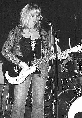 actor Debby Porter large photo