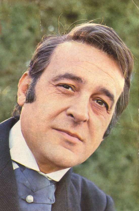 actor Jesús Puente large photo