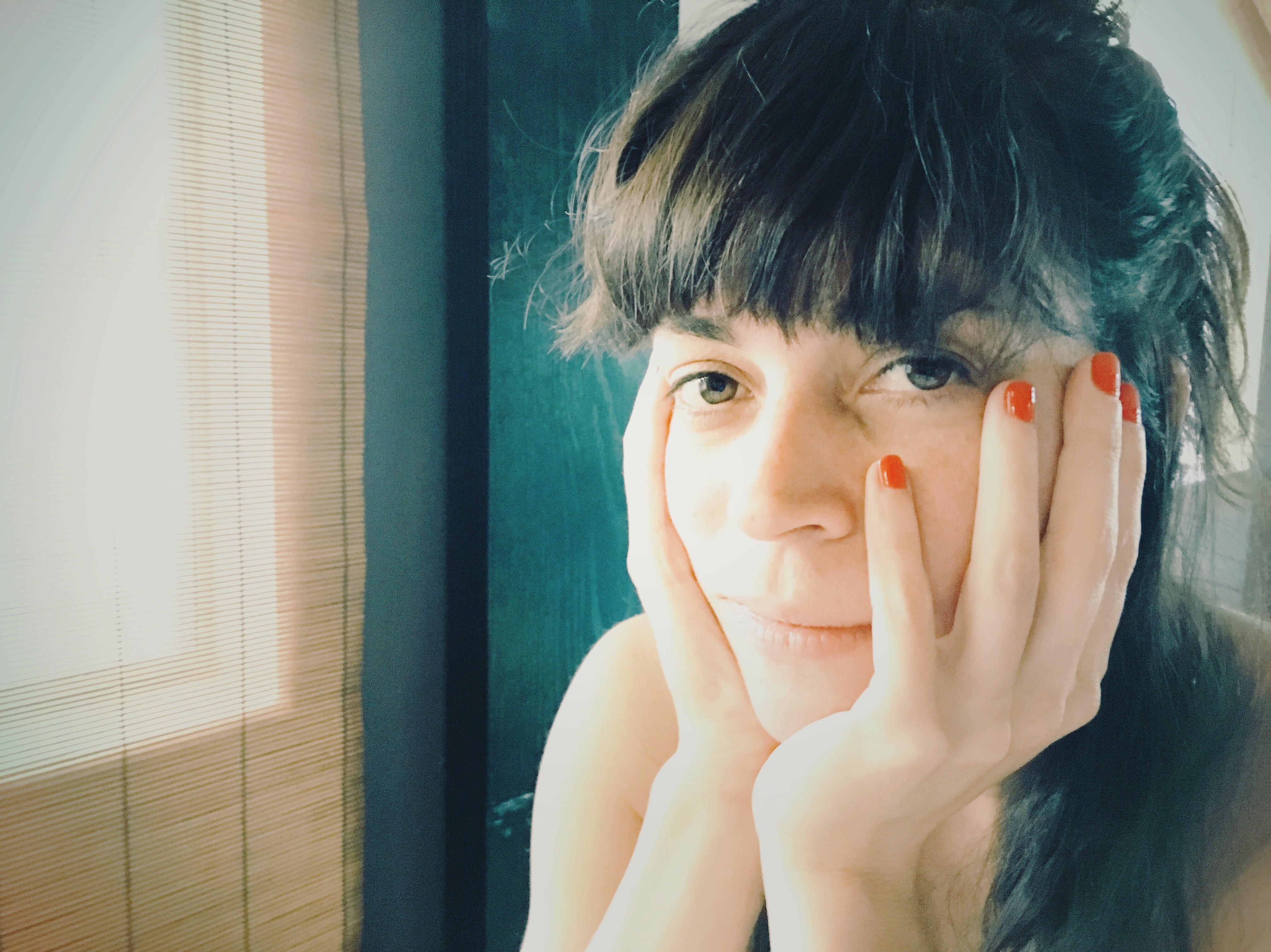 actor Amber Rothwell large photo