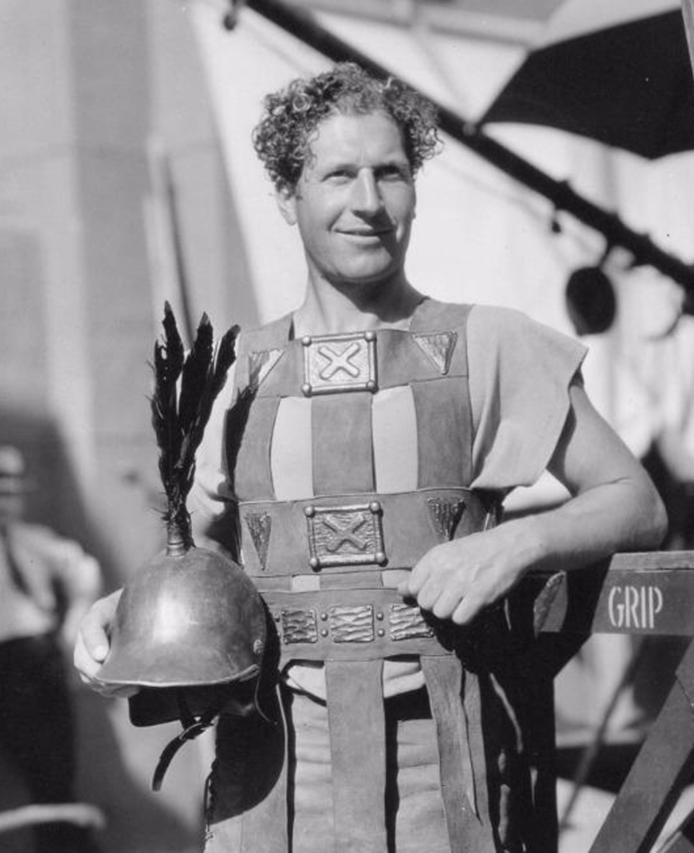 actor John Roy large photo