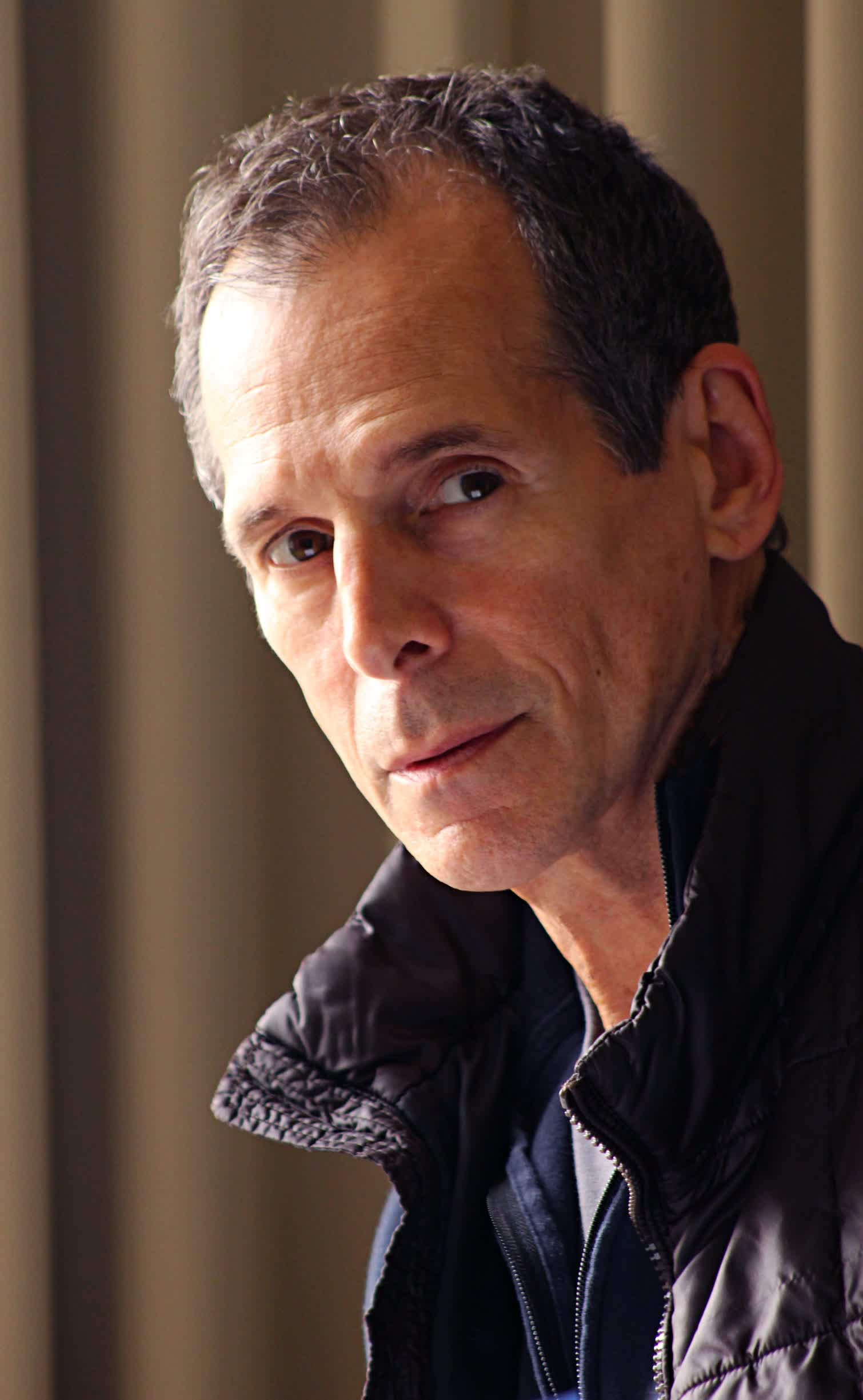 actor T. Ryder Smith large photo