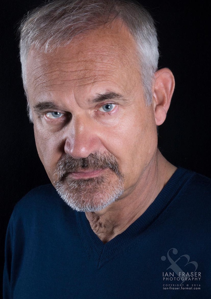 actor Gregory Cox large photo