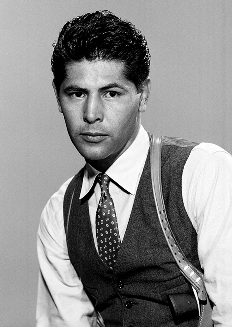 actor Abel Fernandez large photo