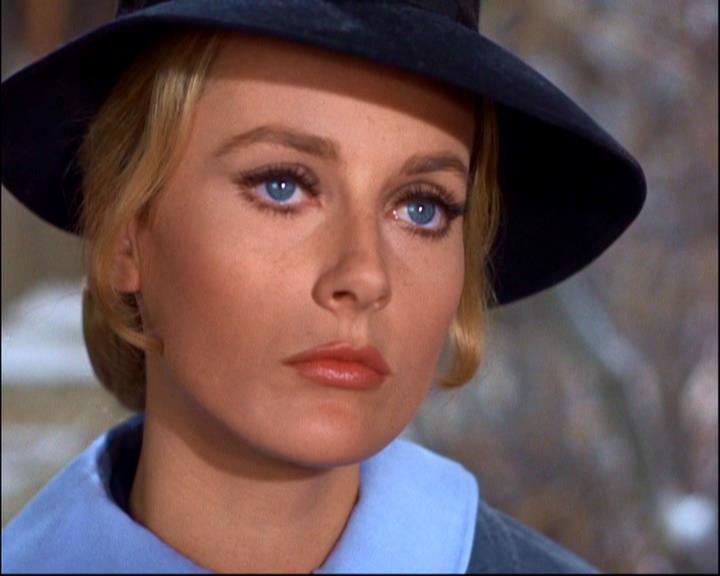 actor Celeste Yarnall large photo