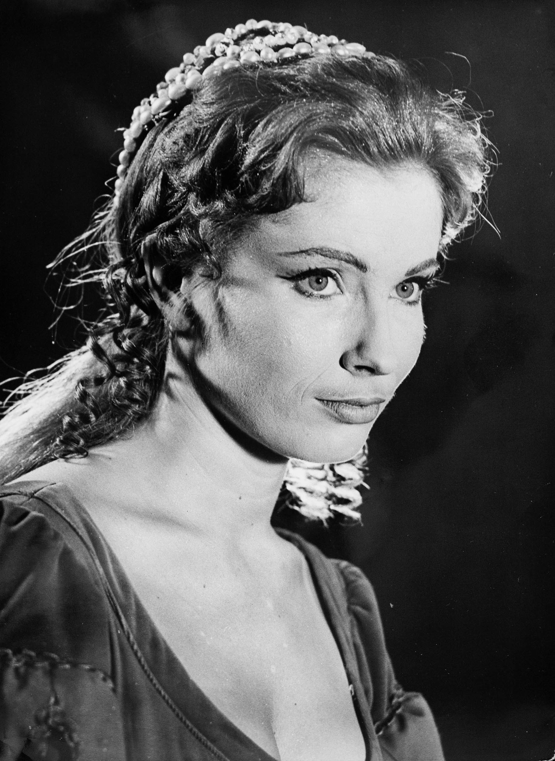 actor Gunnel Lindblom large photo