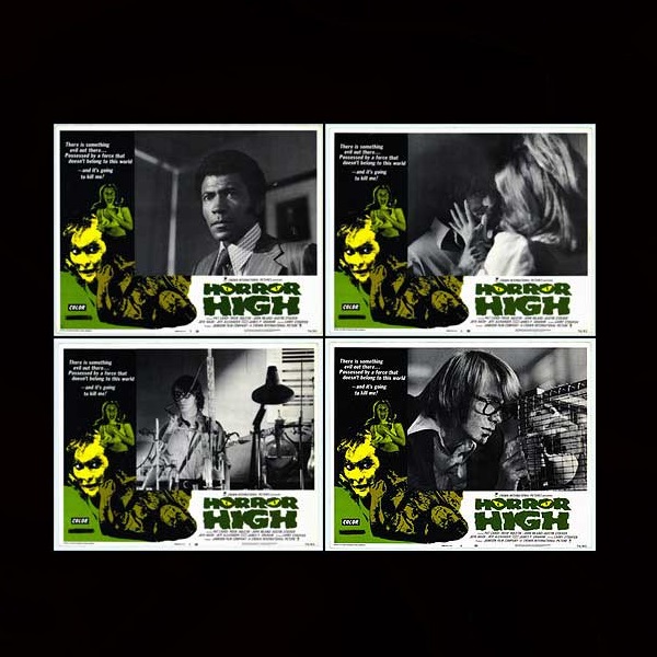 actor Rosie Holotik large photo