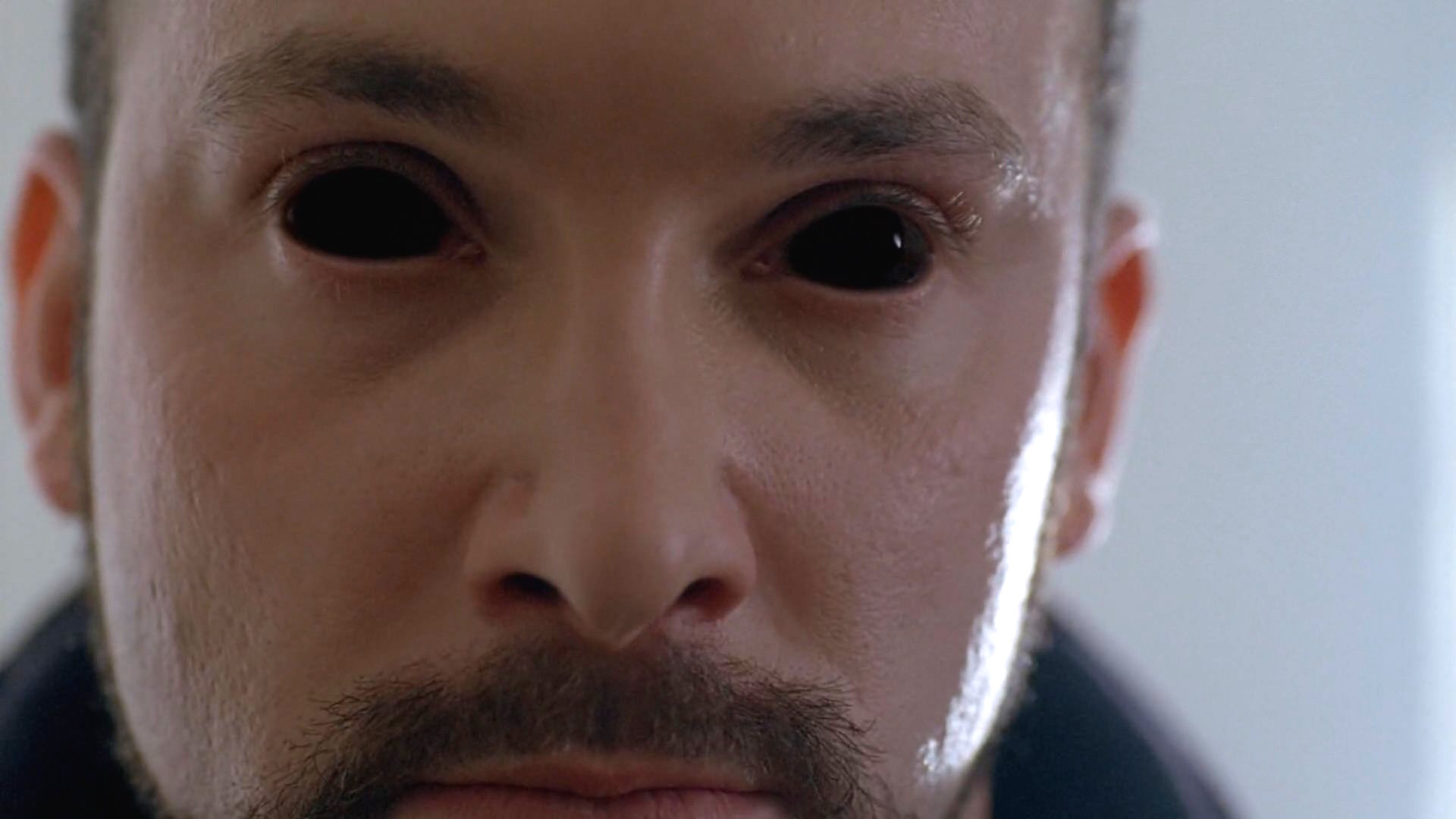 actor Ari Solomon large photo