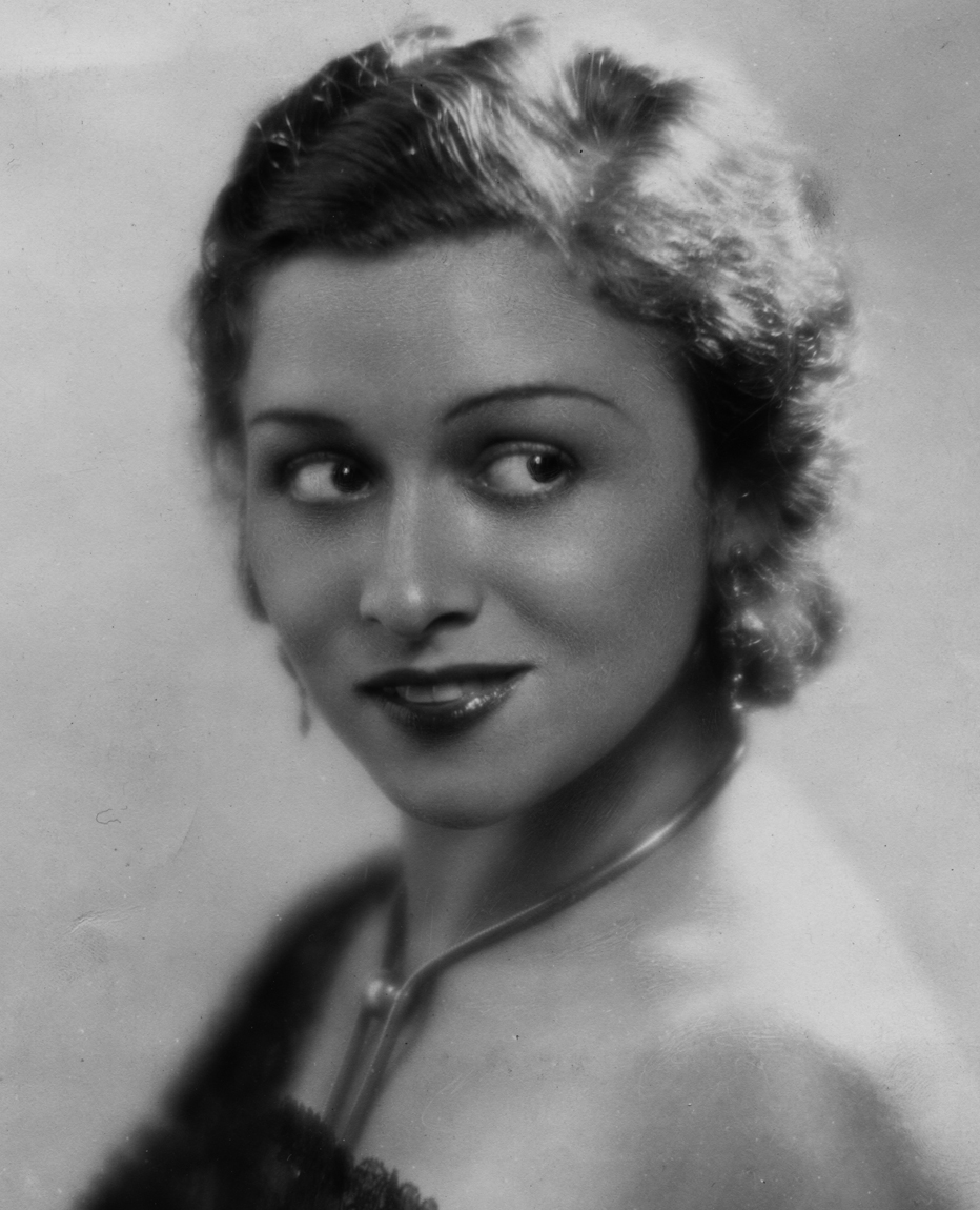 actor Leni Stengel large photo