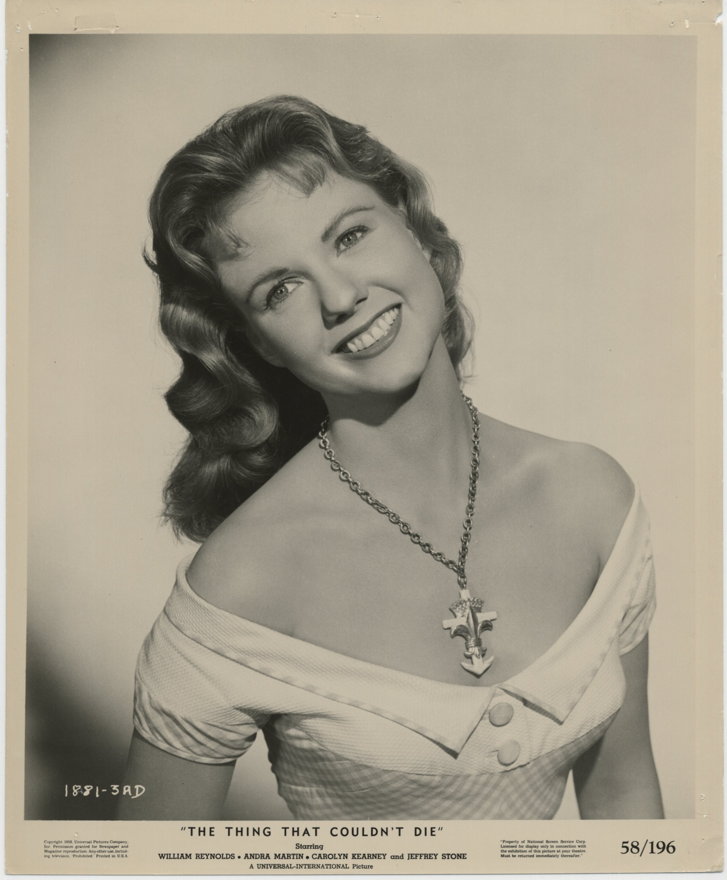 actor Carolyn Kearney large photo