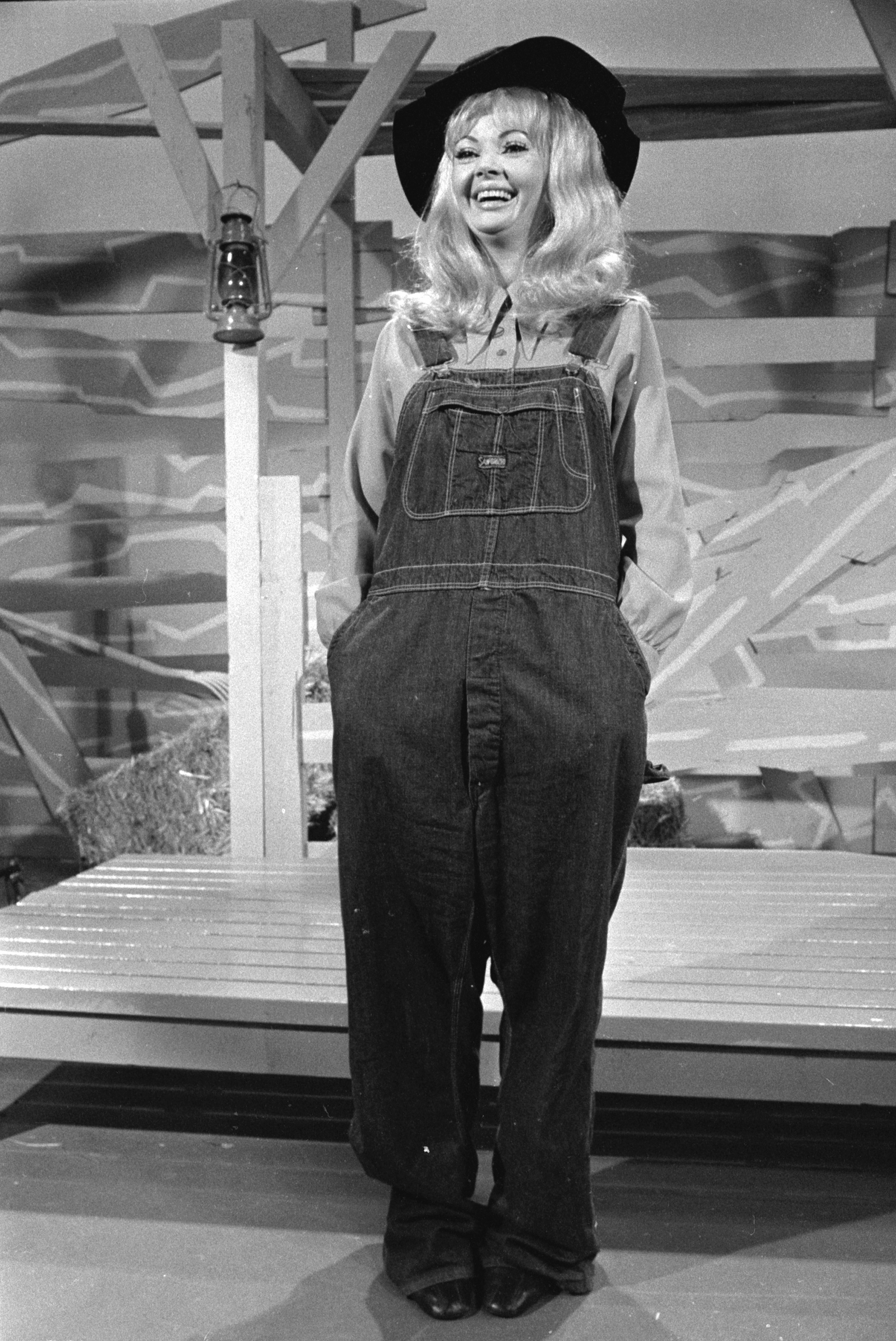 actor Jeannine Riley large photo