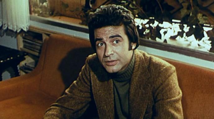 actor Víctor Barrera large photo