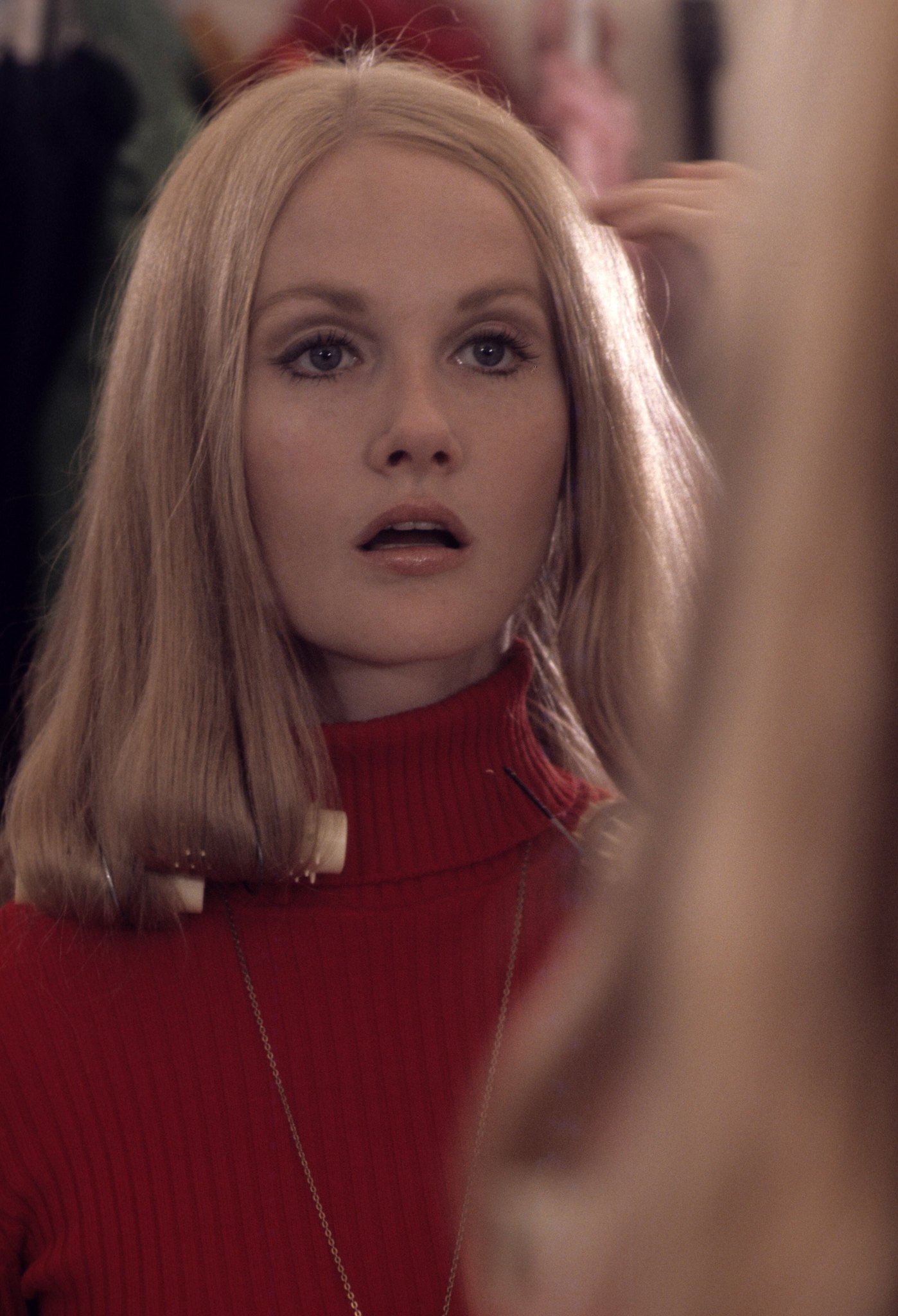 actor Nancy Barrett large photo