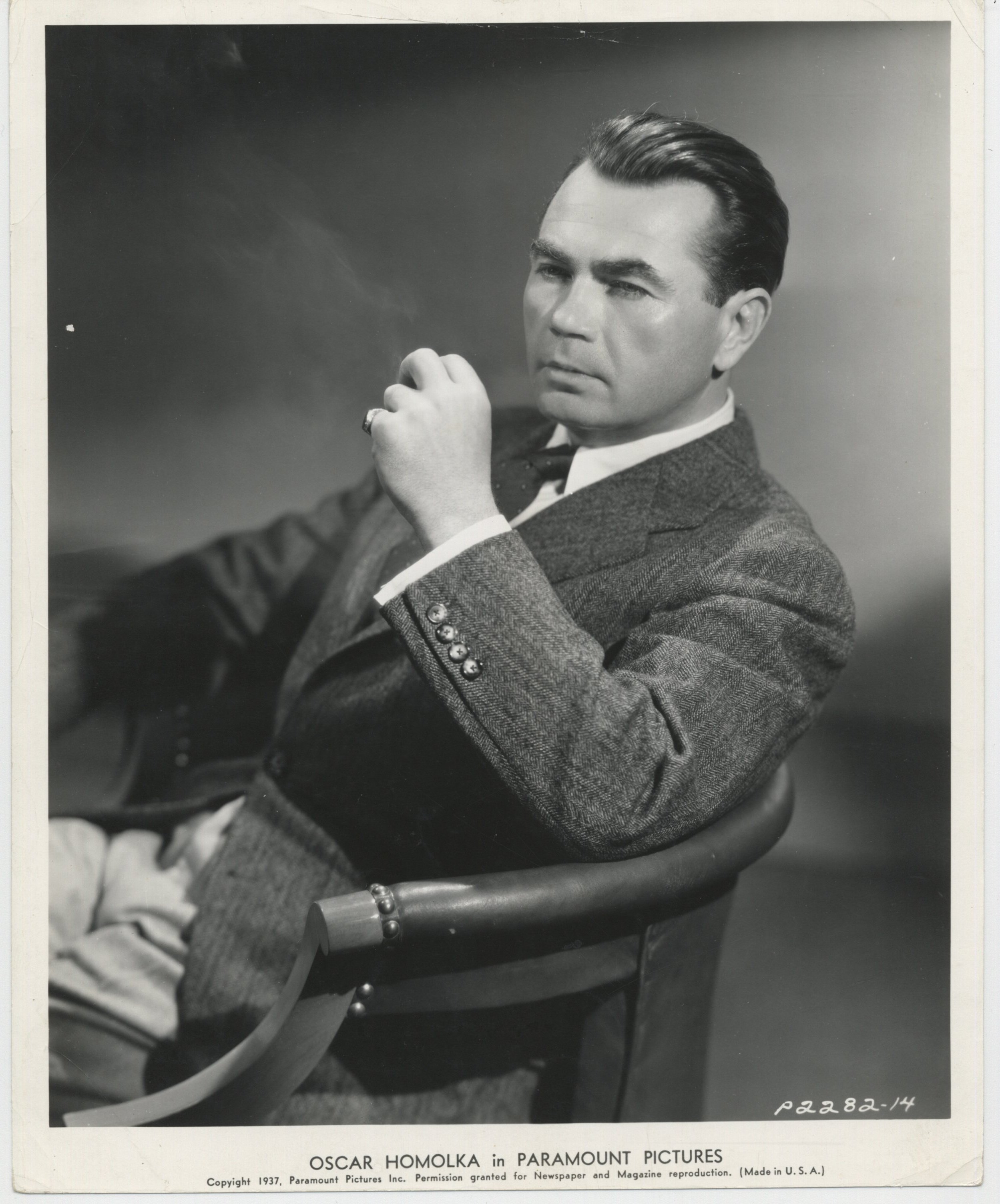 actor Oskar Homolka large photo