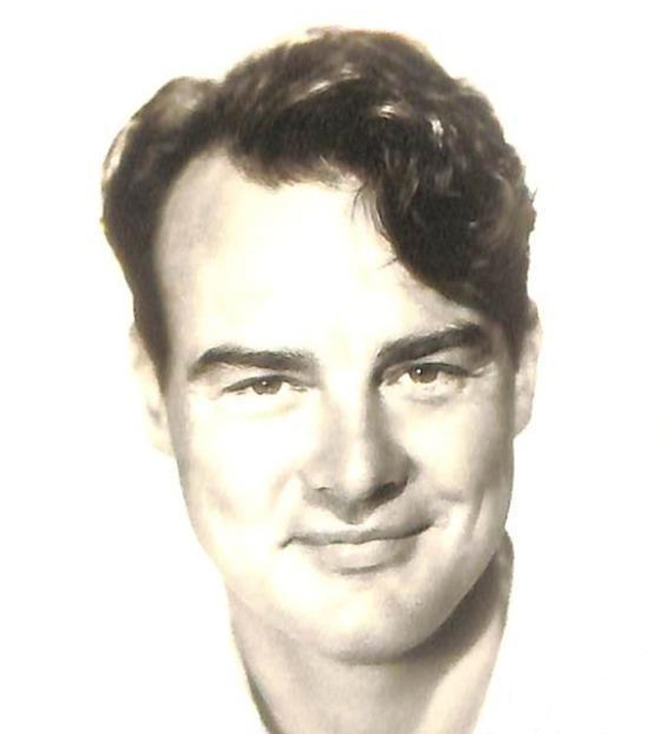 actor Renny McEvoy large photo