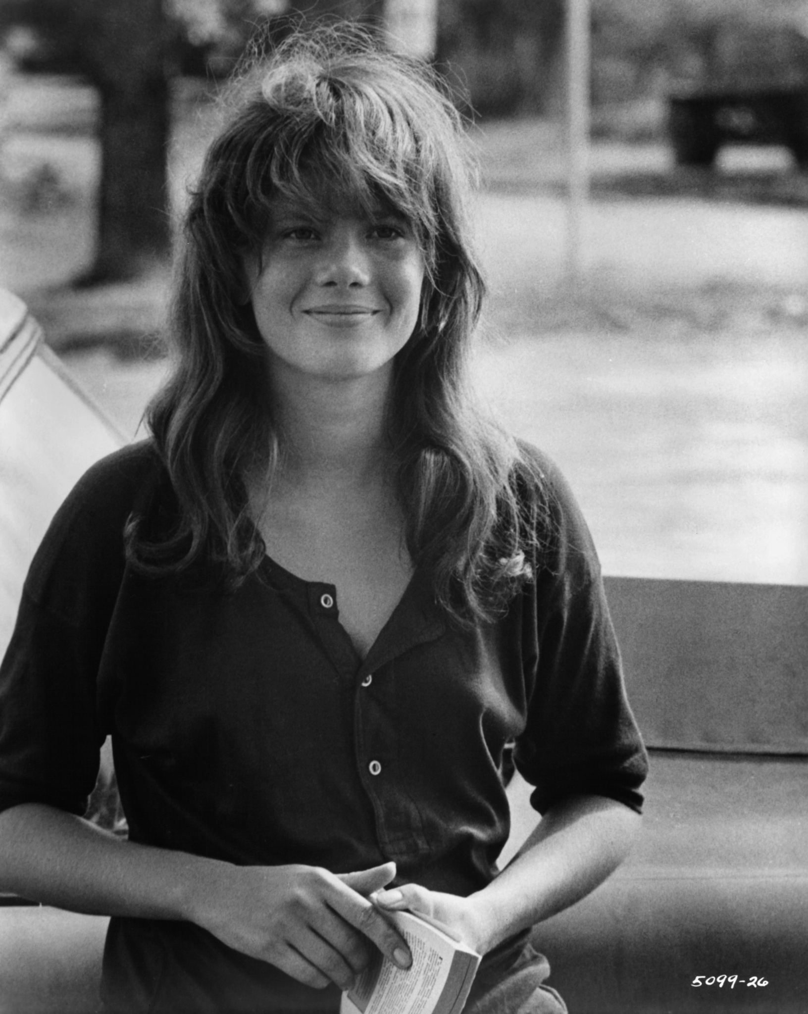 actor Laurie Bird large photo