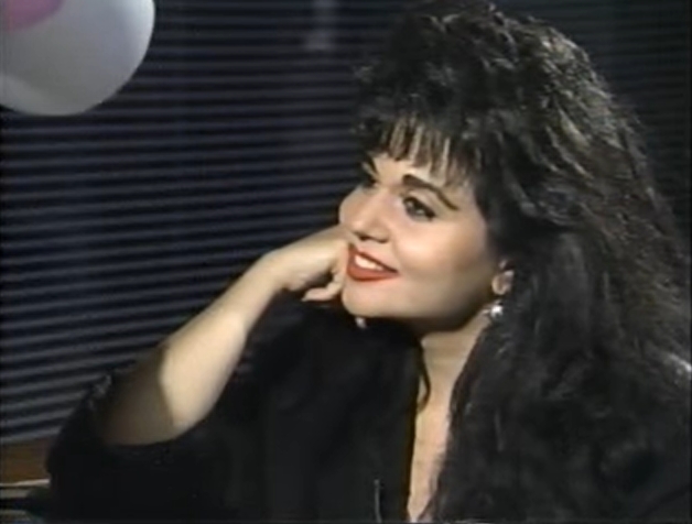 actor Sonia Benezra large photo