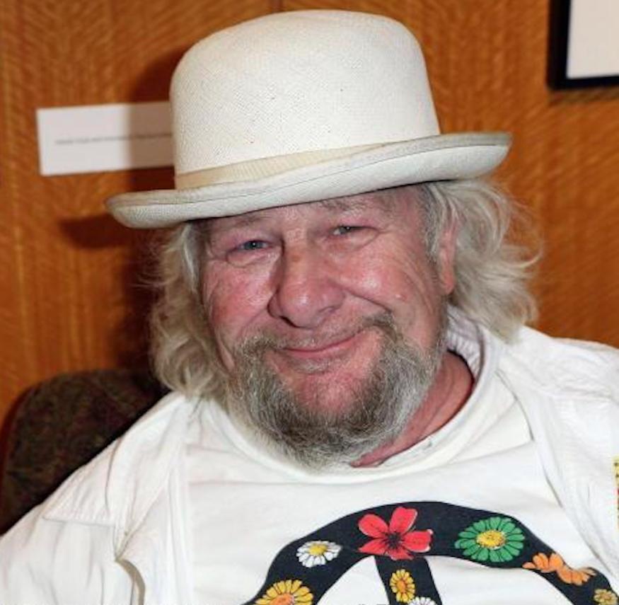 actor Wavy Gravy large photo