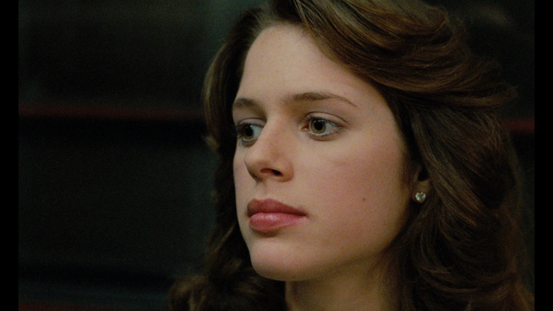 actor Natasha Hovey large photo