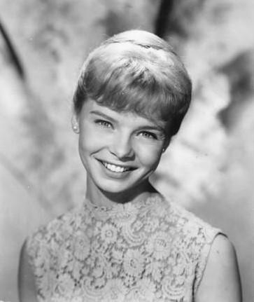 actor Laurel Goodwin large photo