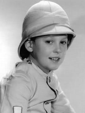 actor Douglas Scott large photo