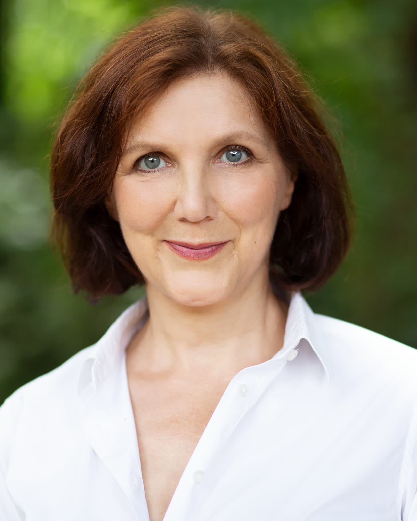 actor Charlotte Moore large photo