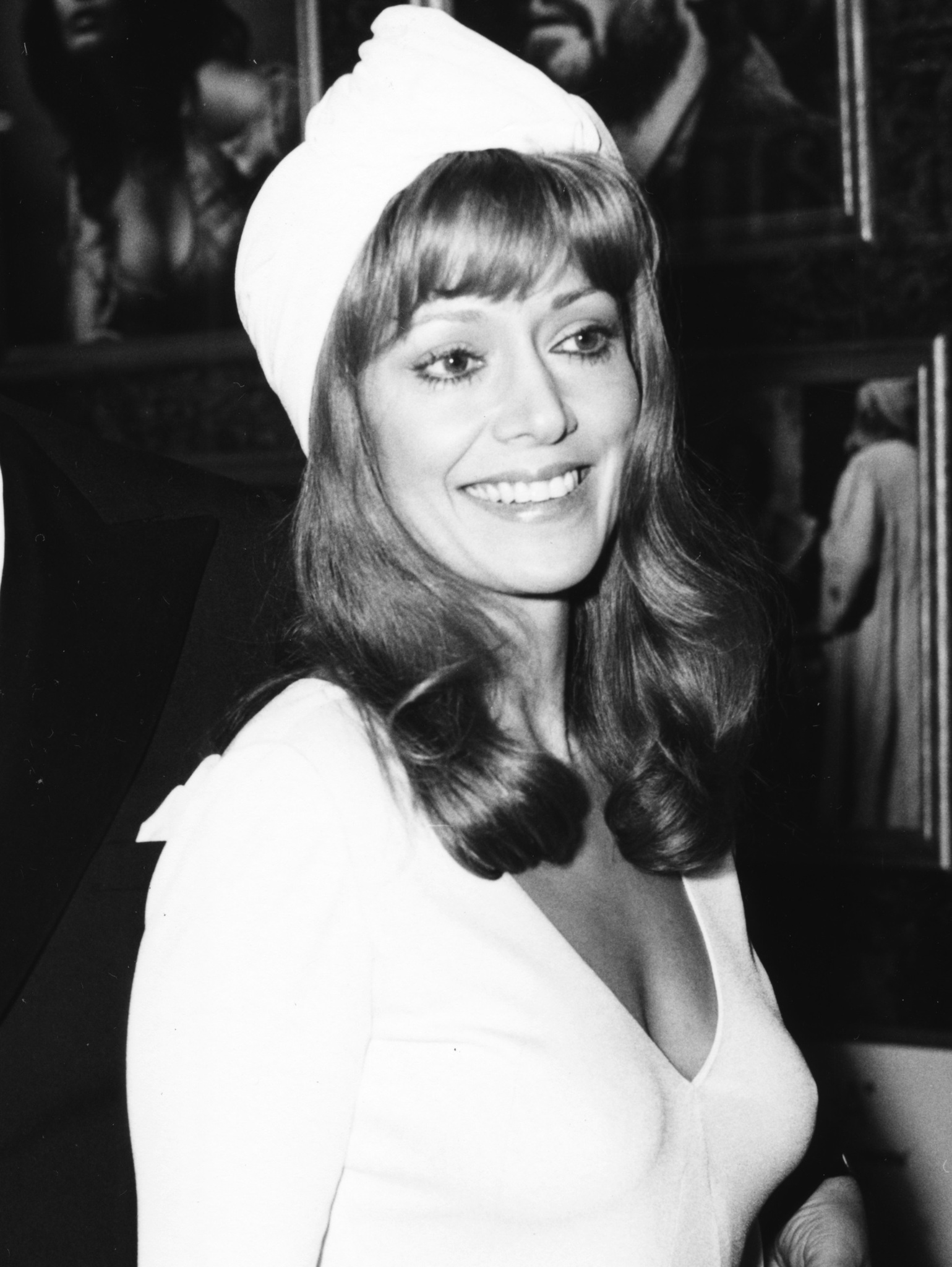 actor Julie Gregg large photo