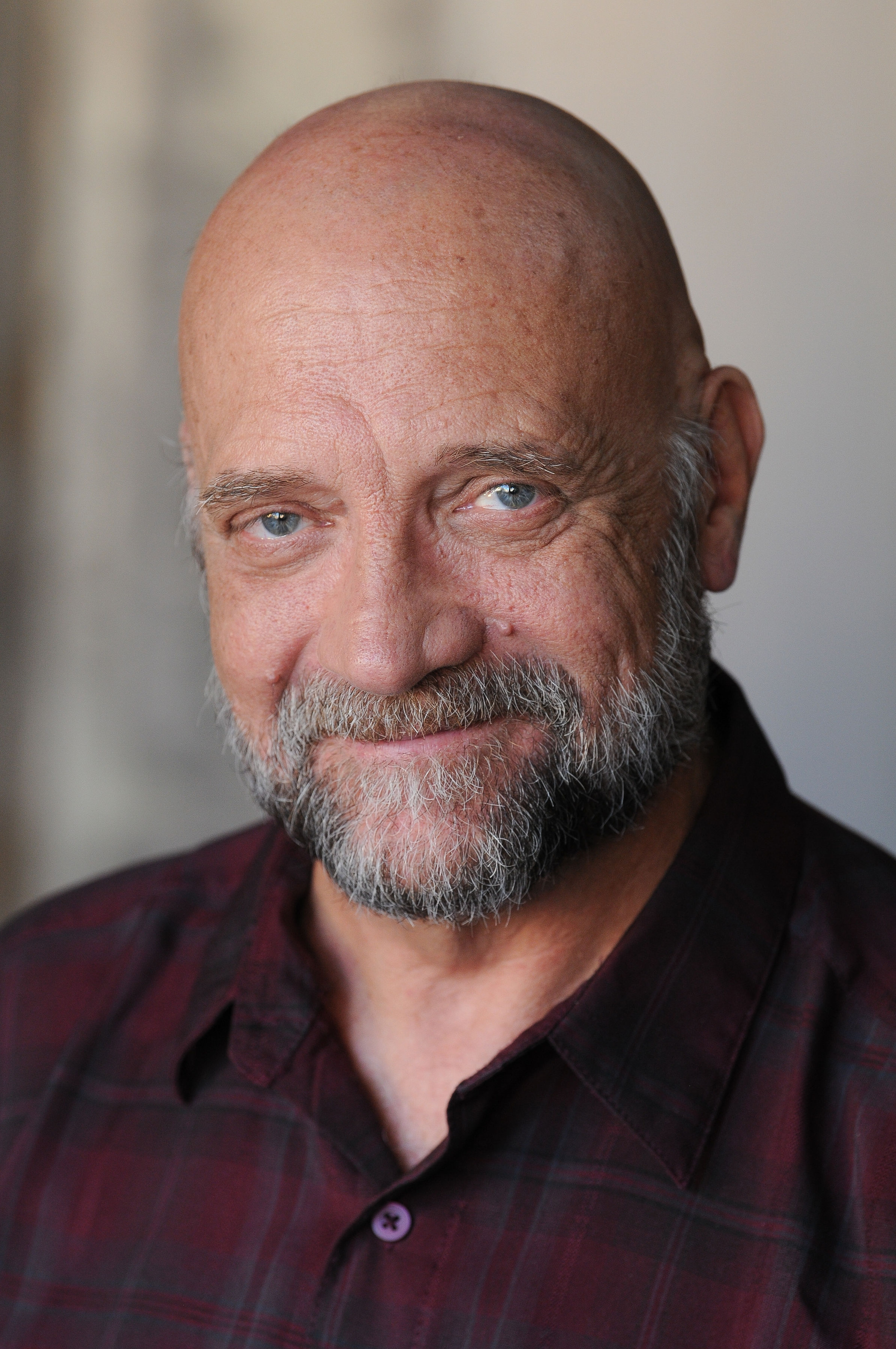 actor Aeron Macintyre large photo