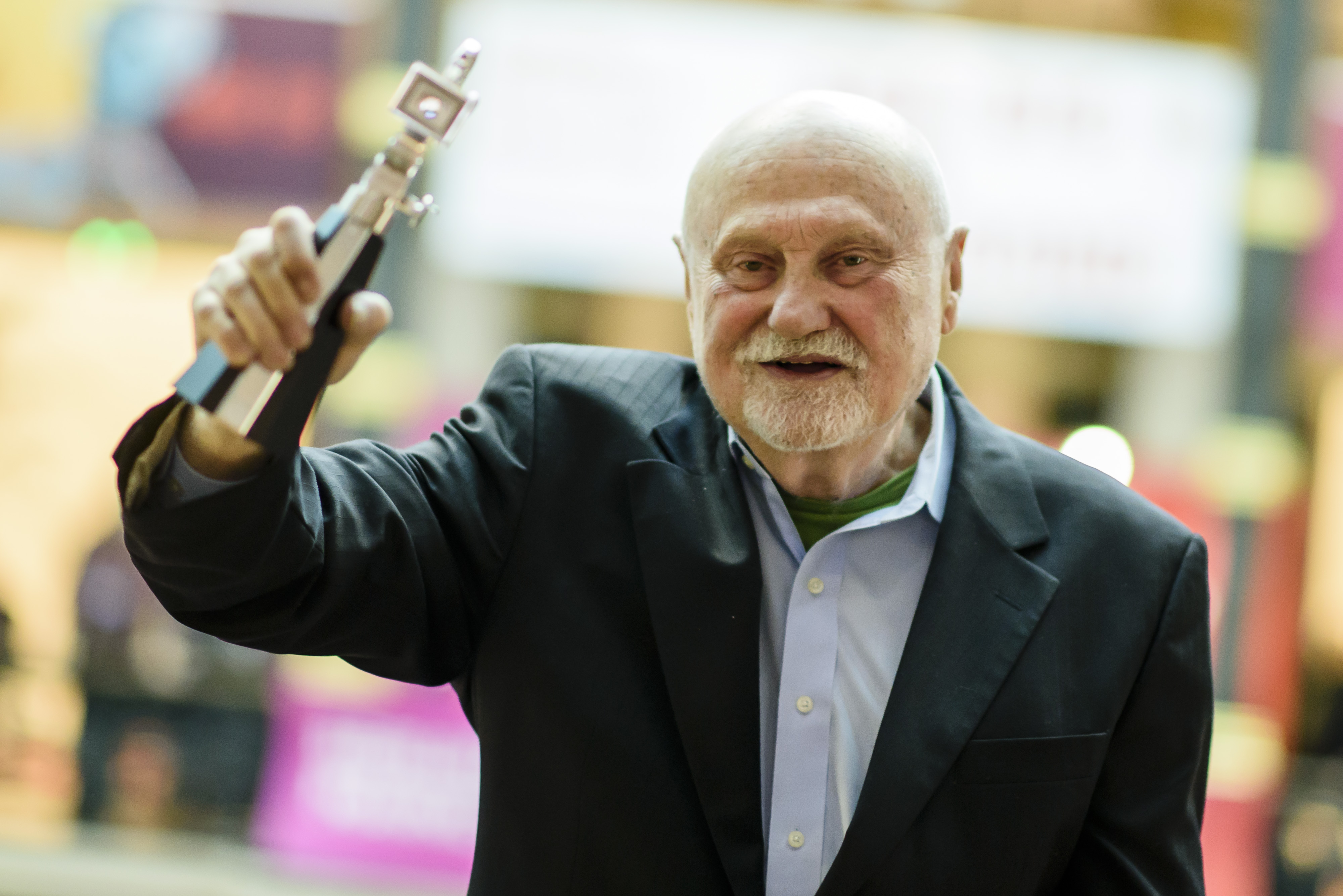 actor Ben Barenholtz large photo