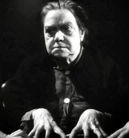 actor Vi Kaley large photo