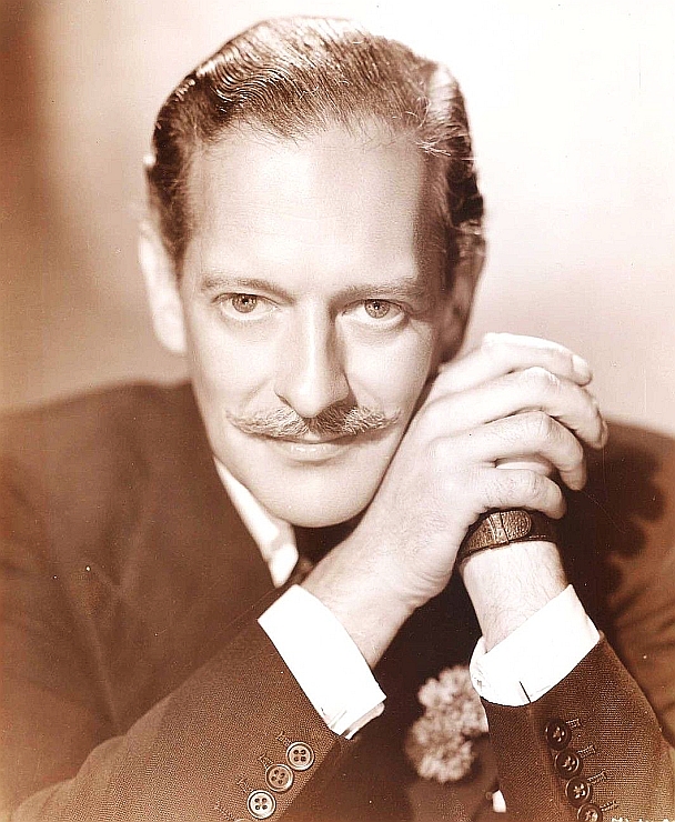 actor Guy Middleton large photo