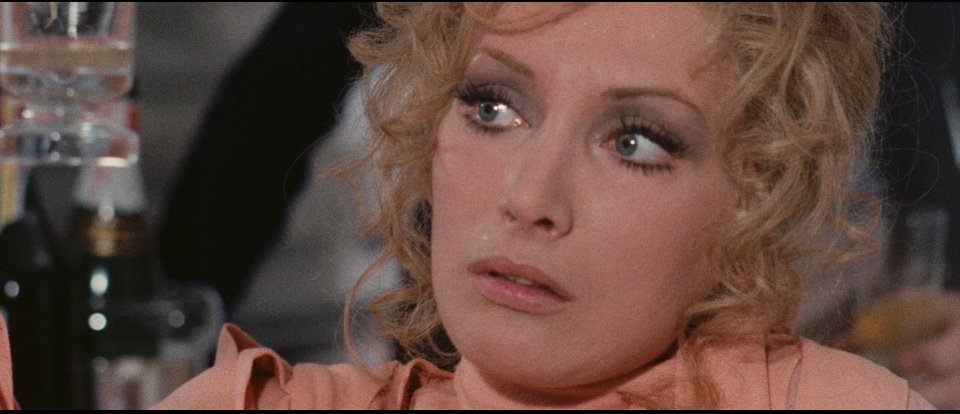 actor Marina Malfatti large photo