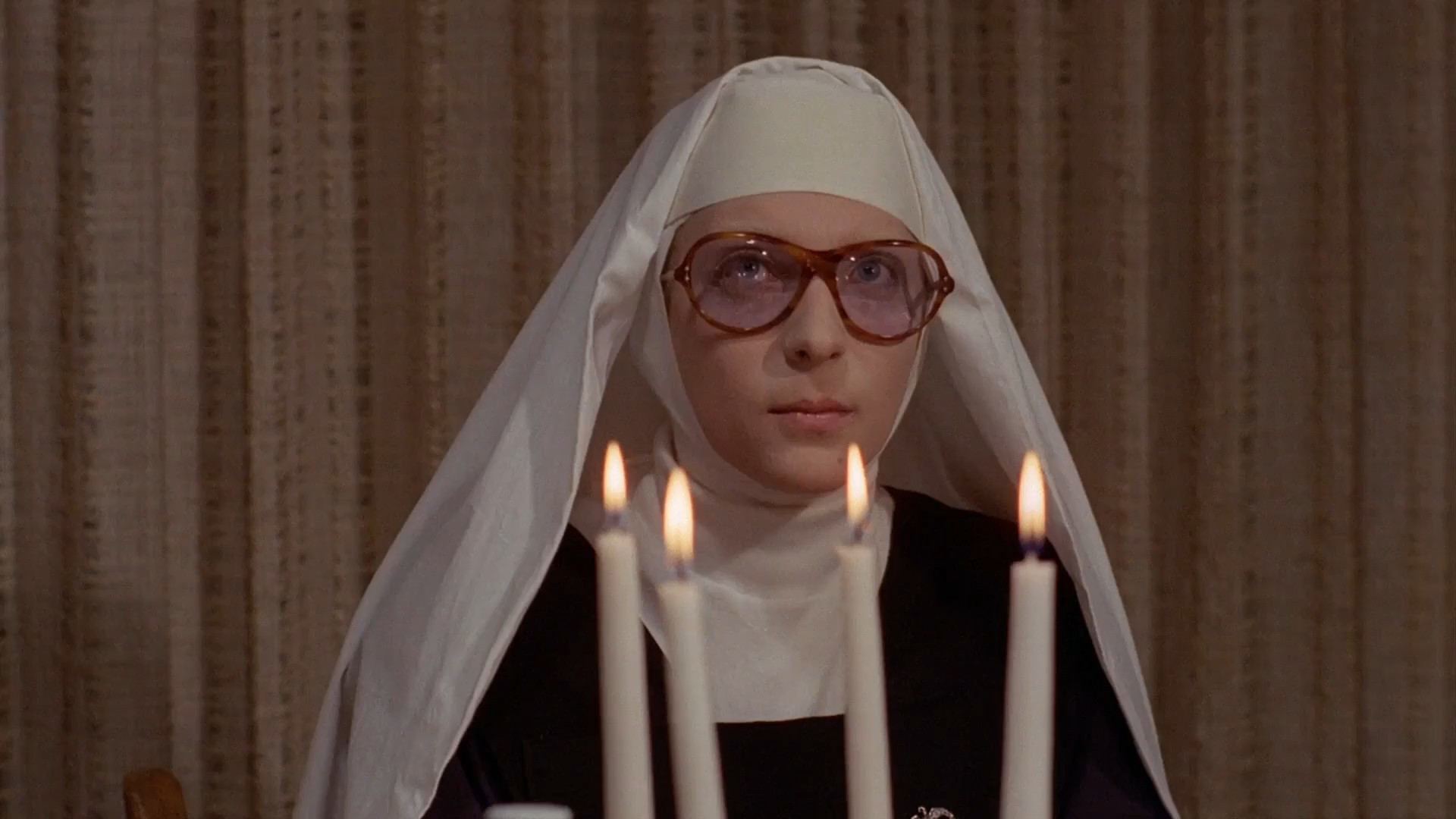 actor Gail Smale large photo