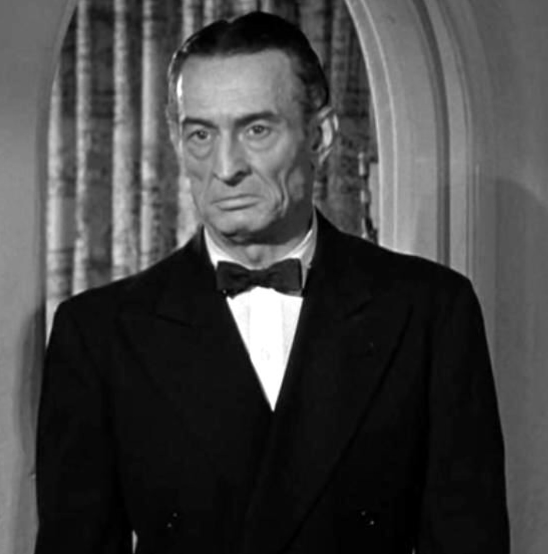 actor Ken Terrell large photo