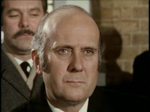 actor Geoffrey Chater large photo