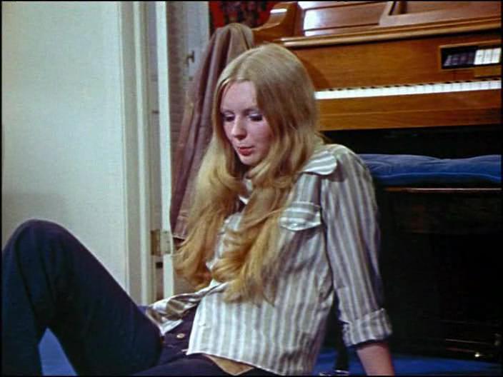 actor Joedda McClain large photo