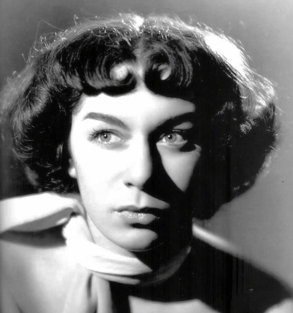 actor Renata Fronzi large photo