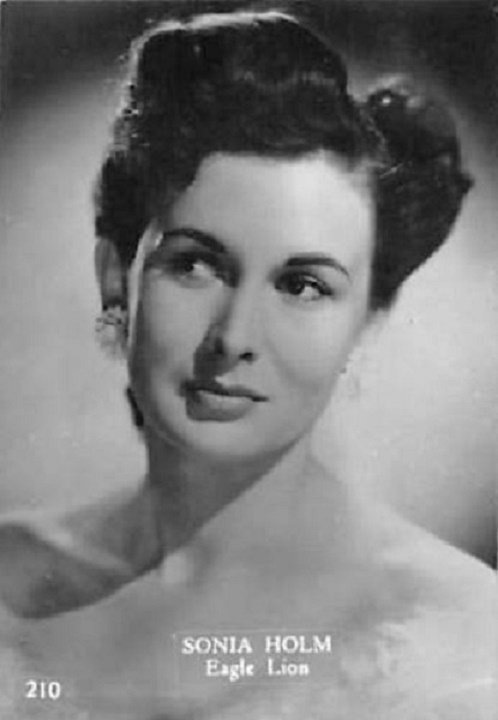 actor Sonia Holm large photo