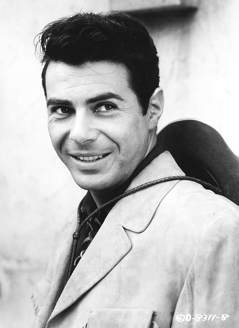 actor Robert Roark large photo