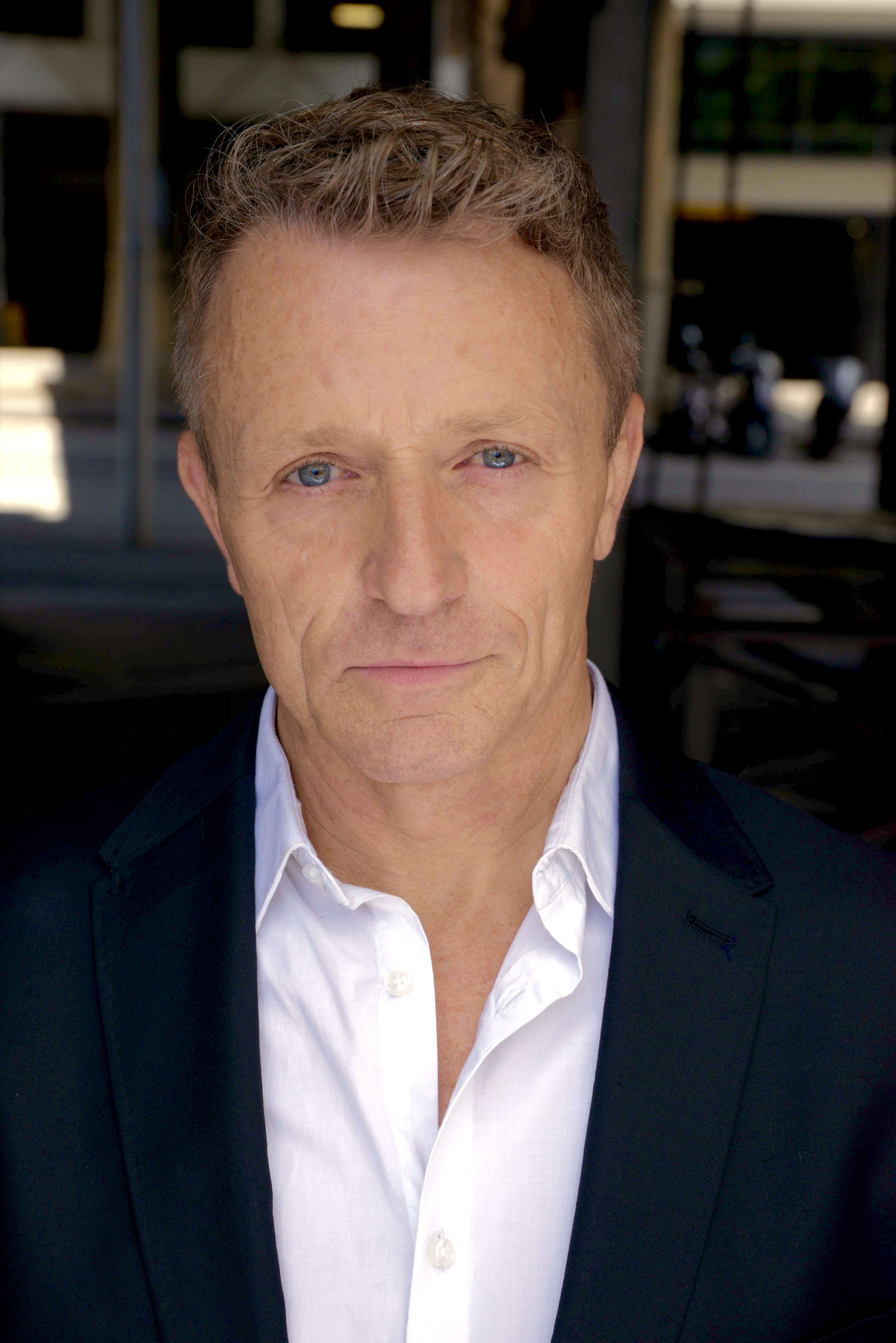 actor Jeremy Shadlow large photo