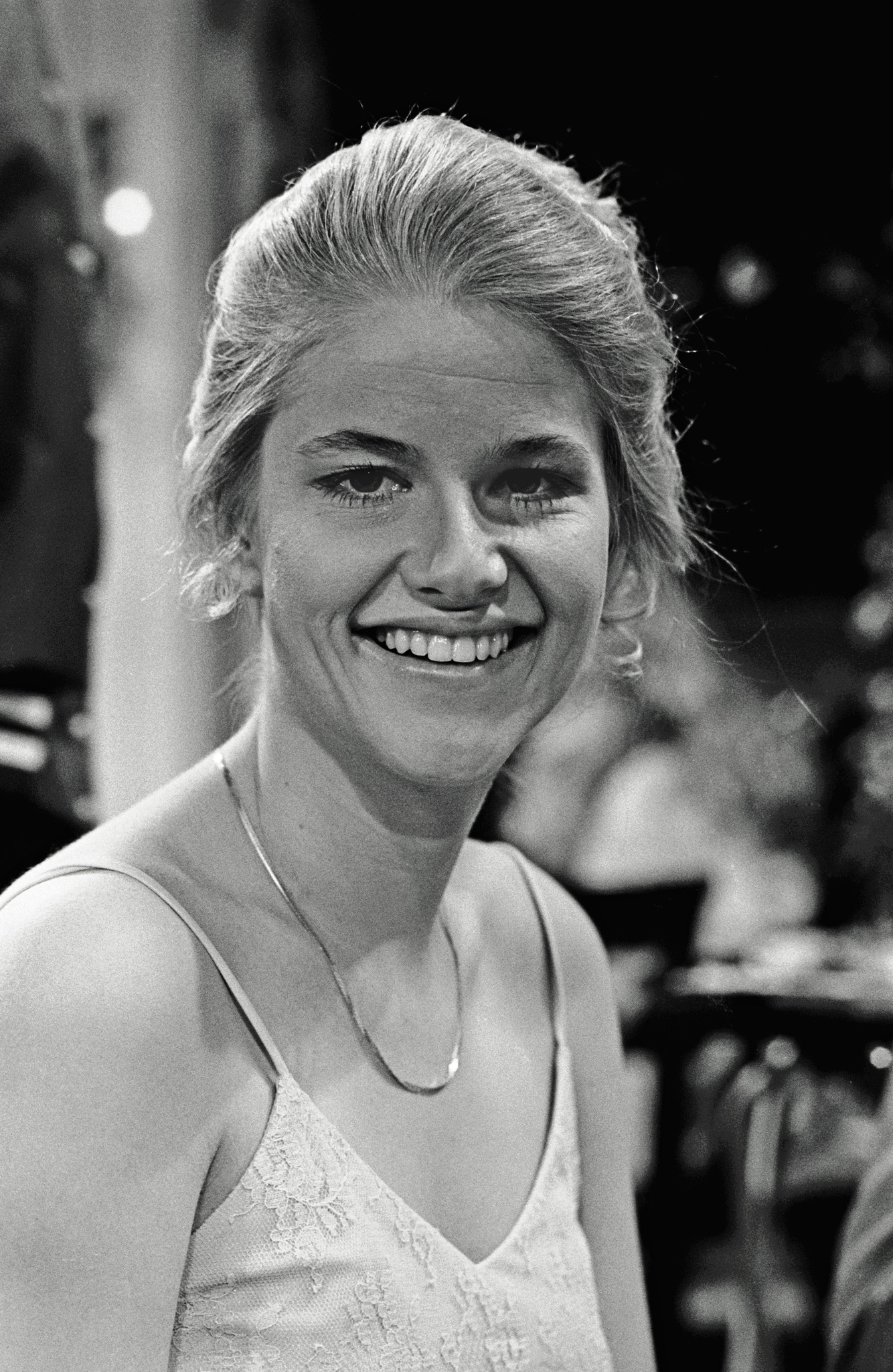 actor Cindy Fisher large photo