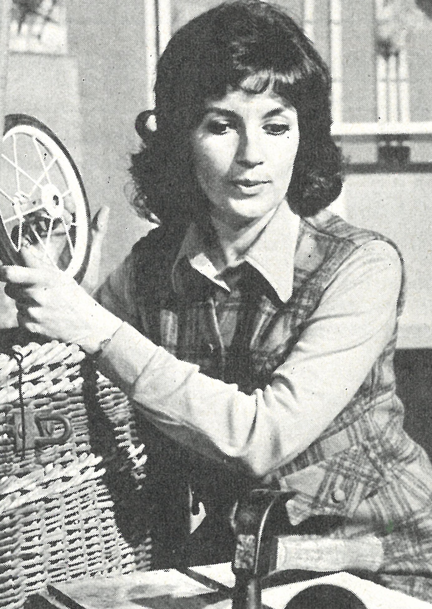 actor Lorraine Bayly large photo