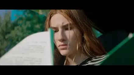 Trailer thumbnail