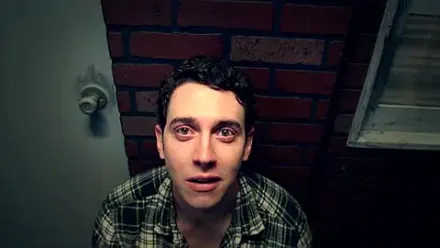 Trailer thumbnail