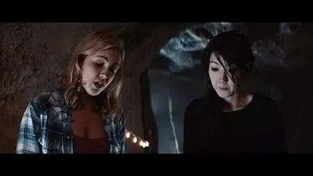 Trailer thumbnail