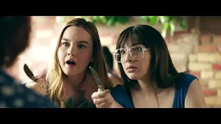 Trailer thumbnail