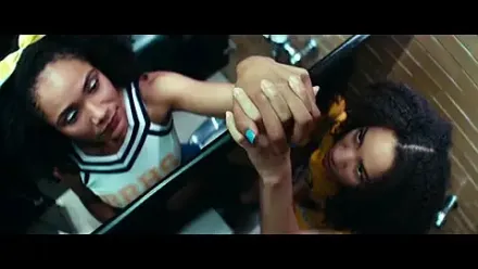 Trailer thumbnail