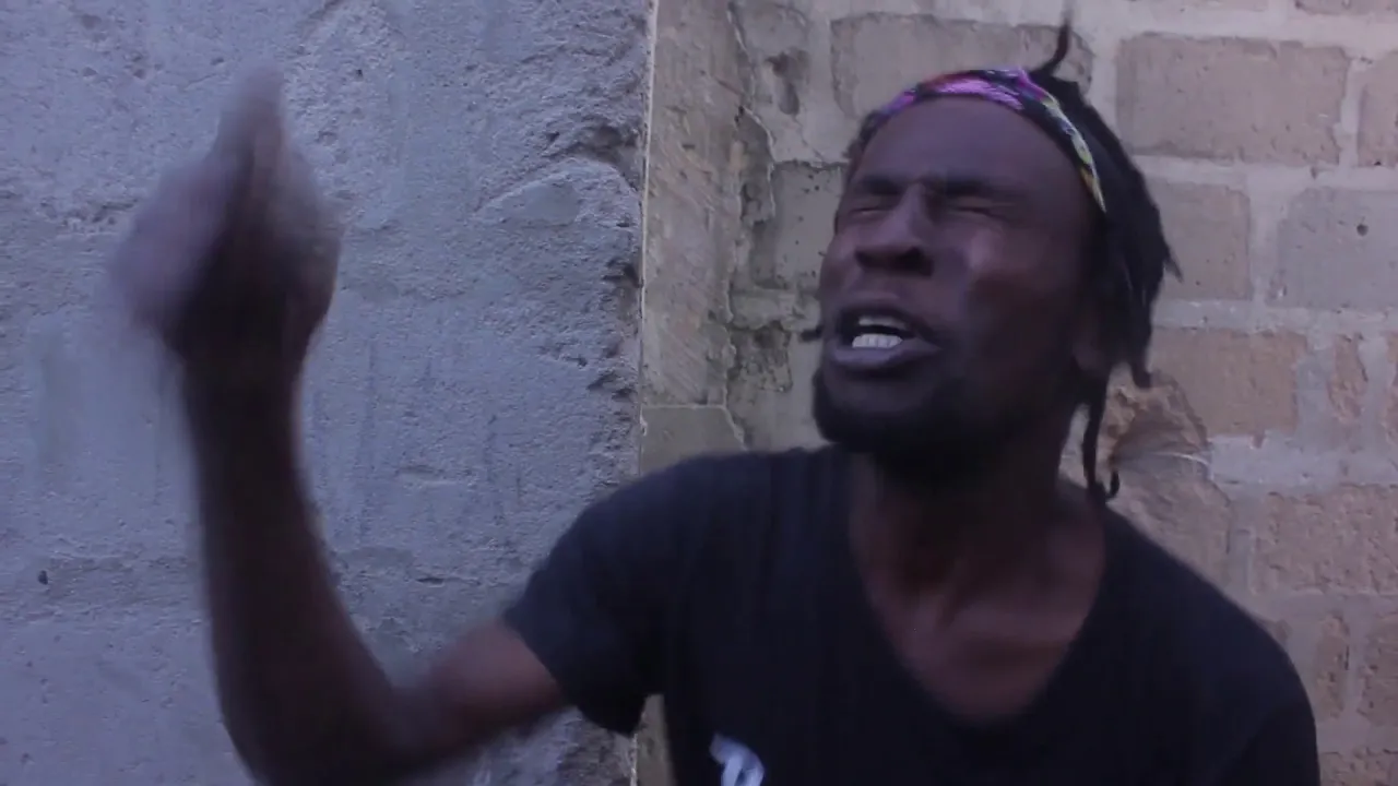 Kitunguu Maji; Muhuni (Official Bongo Comedy)