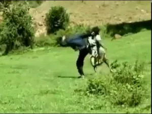 Ngaringa Shaitani Ngundi - Irebeta (Official Video)