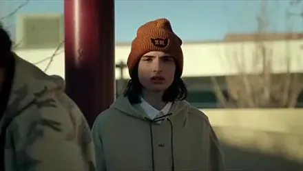 Trailer thumbnail
