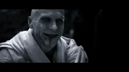 Trailer thumbnail